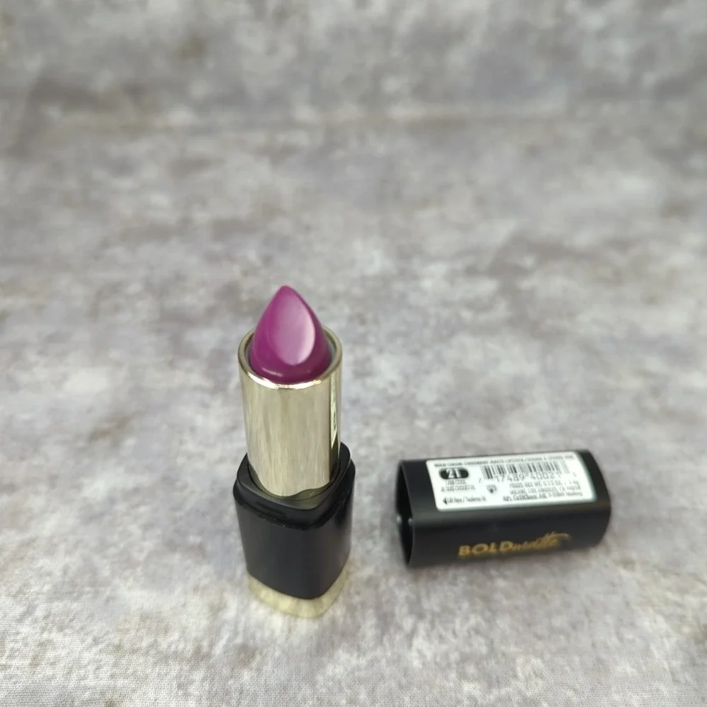 Milani I AM COOL #21 Matte BOLD Discontinued NEW